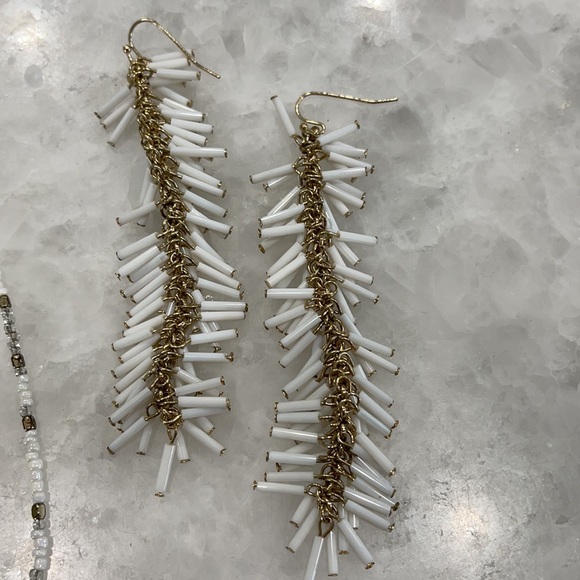 Bundle of earrings and chocker 🤩 - Picture 3 of 3